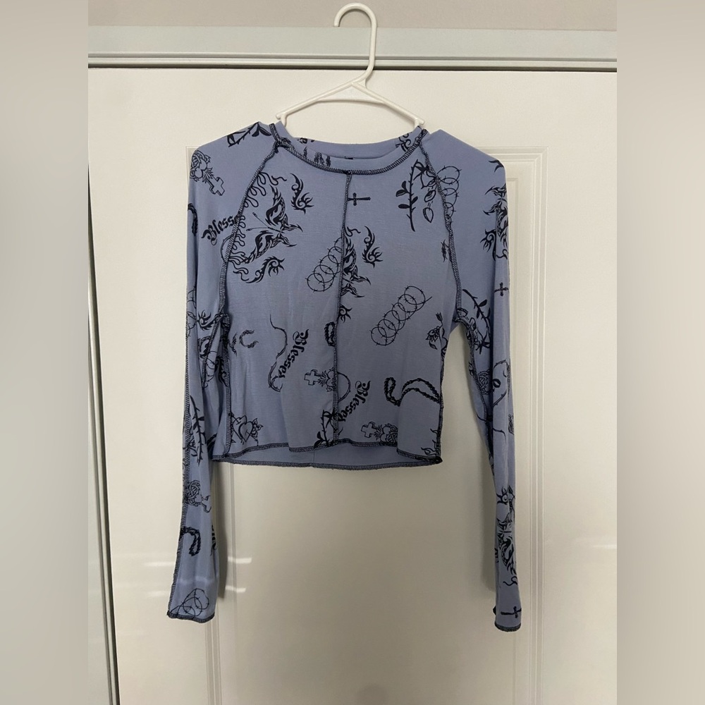 women’s long sleeve purple graphic tee